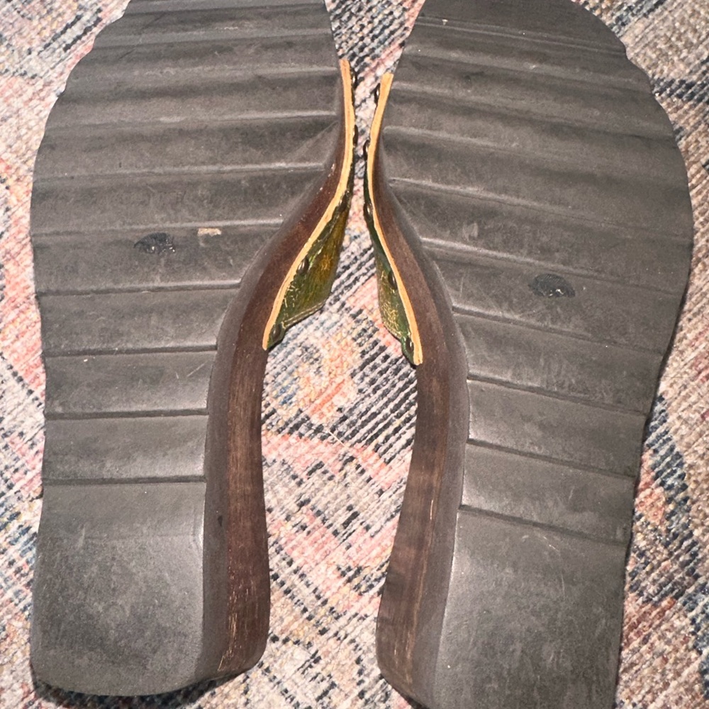 DONALD J PLINER Wedge Olive Green Slides Sandals 6 - Picture 5 of 8